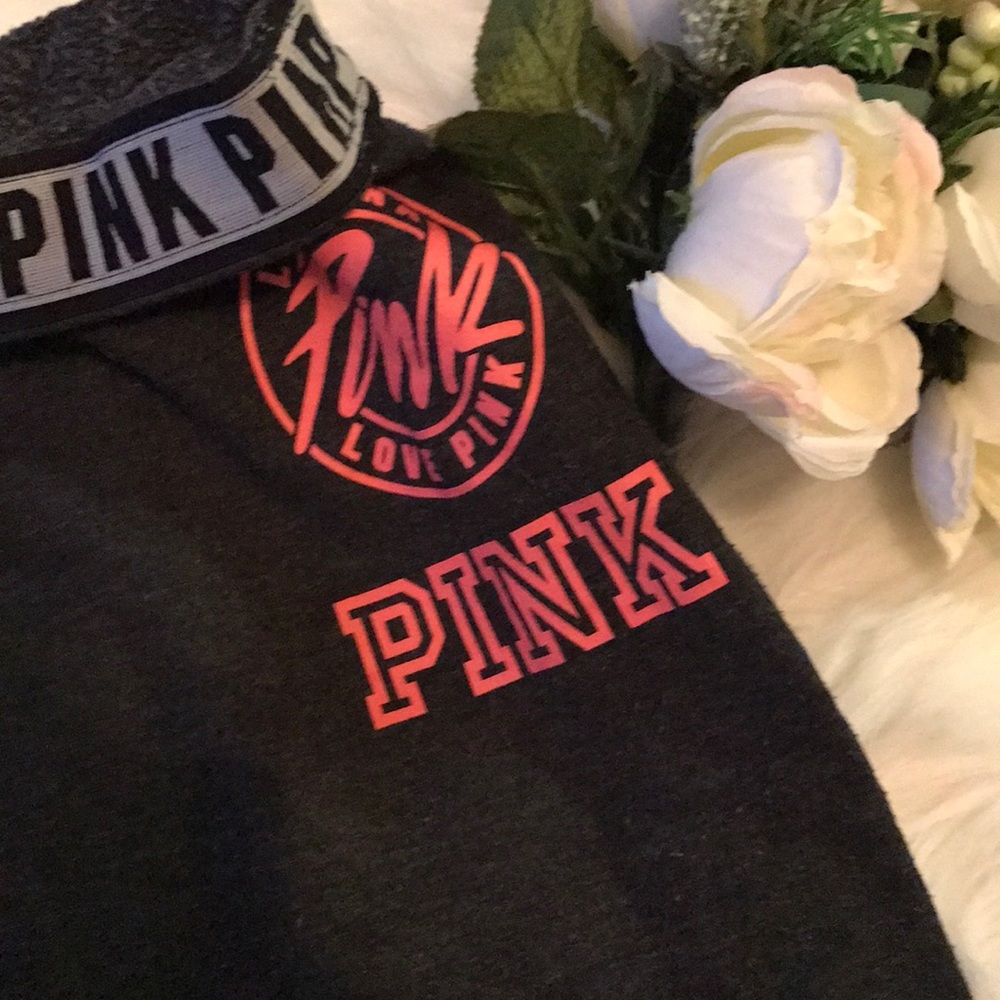 Pink sweats - Picture 2 of 4